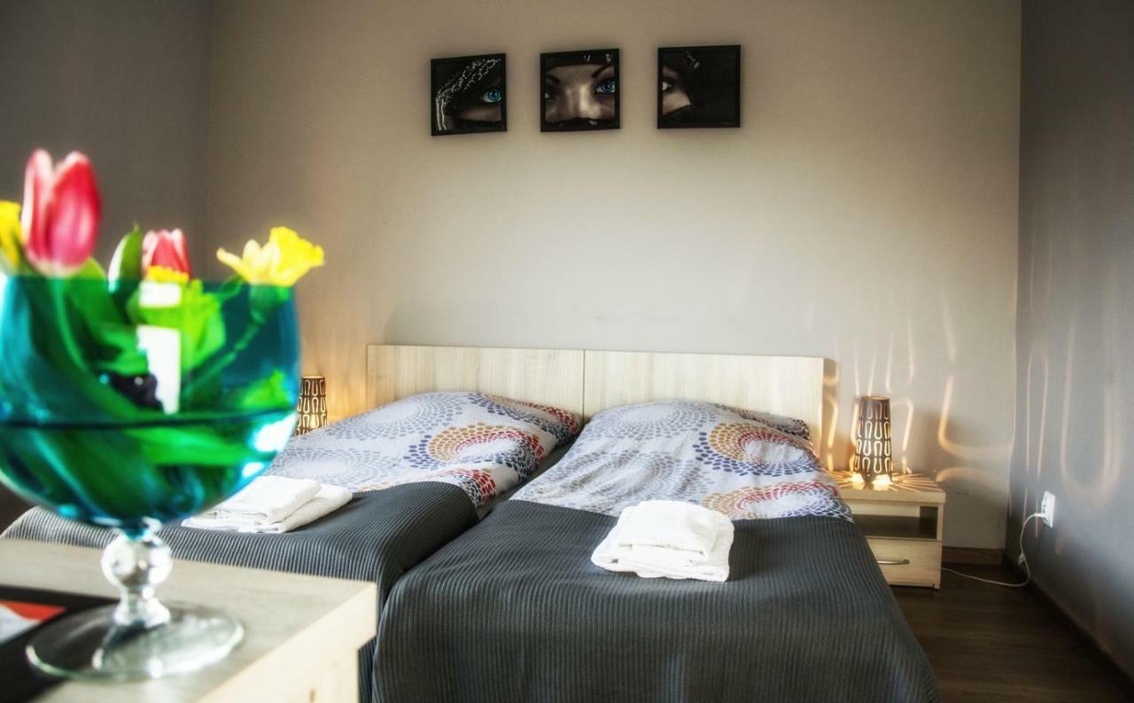 Pokoje Staromiejski Uniejow Bagian luar foto